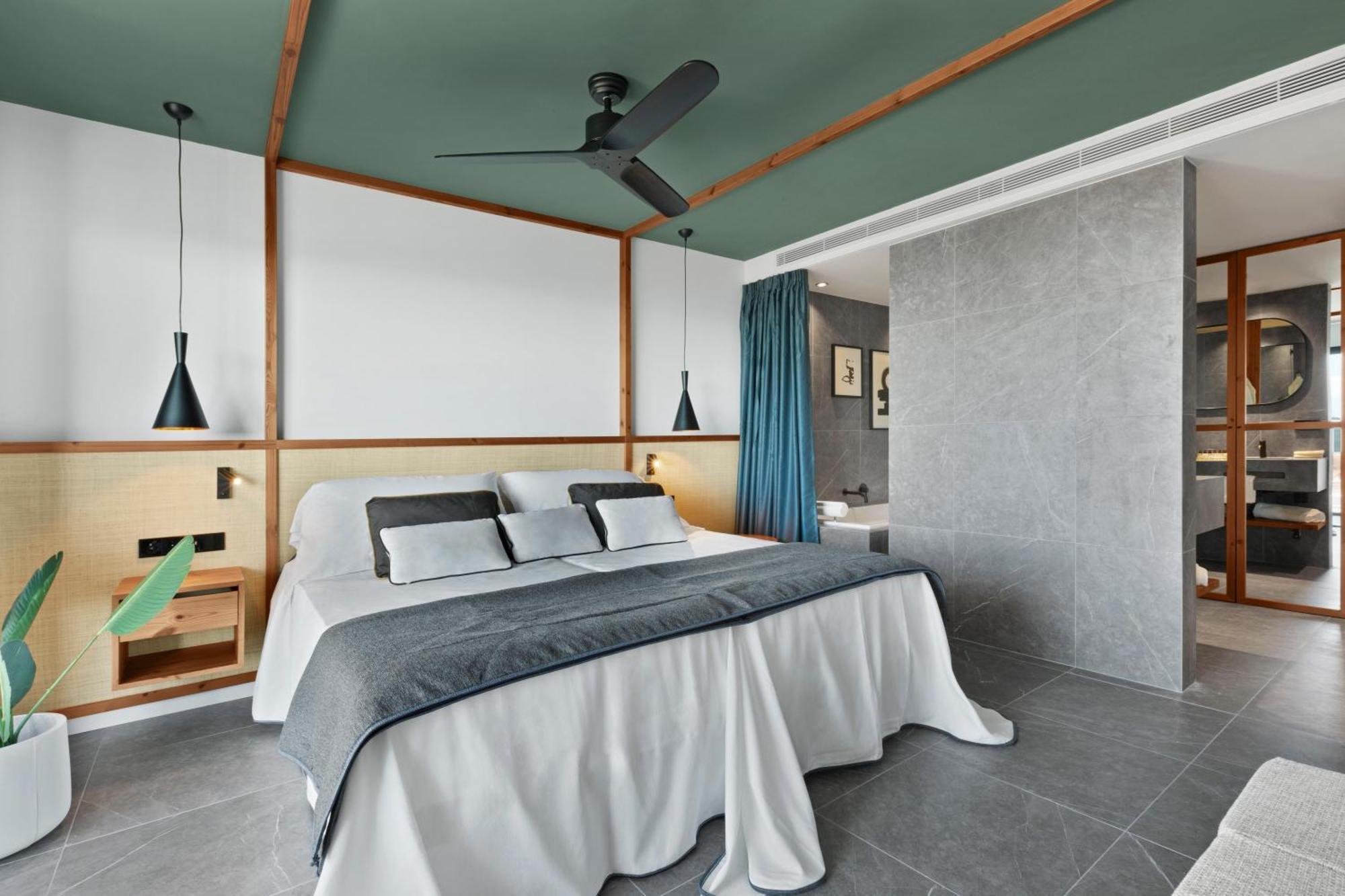 Hotel Aubamar Suites & Spa 帕尔马海滩 外观 照片